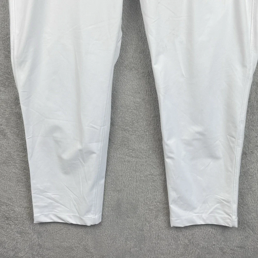 Under Armour Golf Pants Mens 36x30 White Tapered Stretch Performance Chino NWT